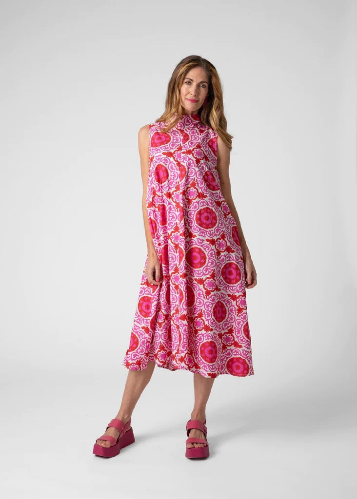 Iconic - High Neck Tie dress, pink & white circles