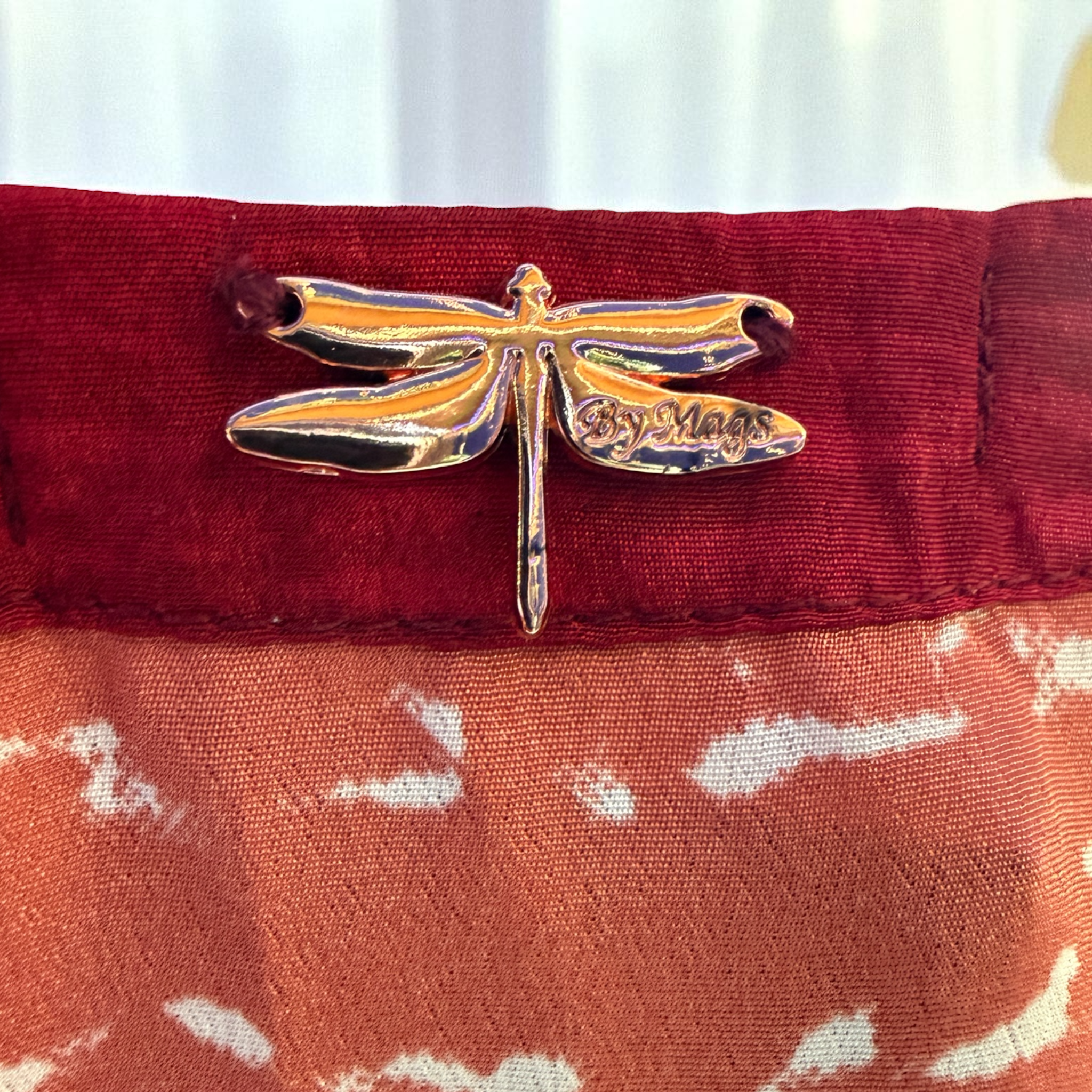 Pineapples & Dragonflies - Ruby Sunset