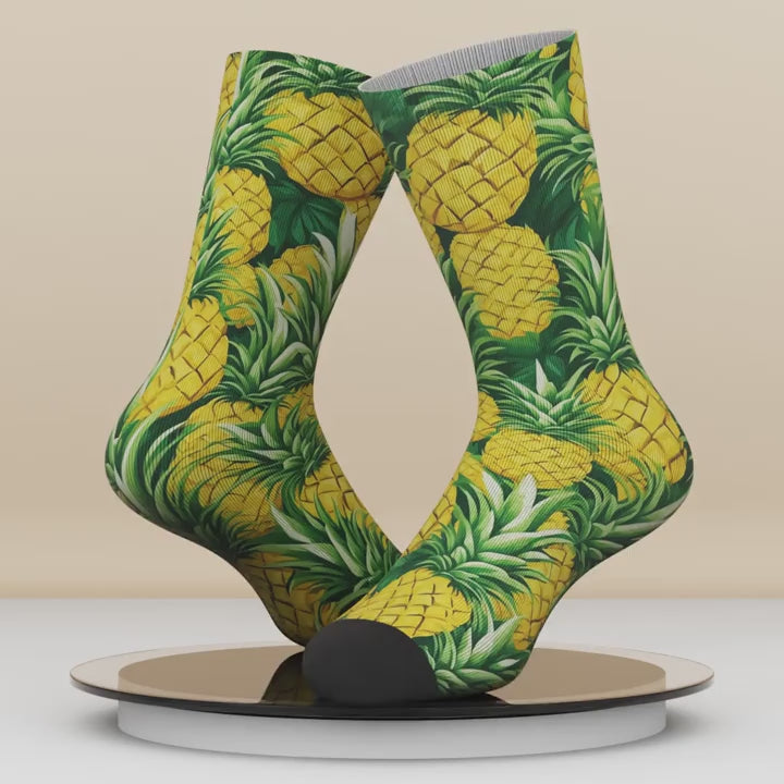 Sole Mates - Bamboo Blend Unisex Socks | When Life Hands You Pineapples